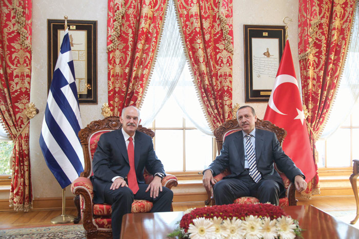 Papandreou to Erdogan: "I will not legitimize the invasion"