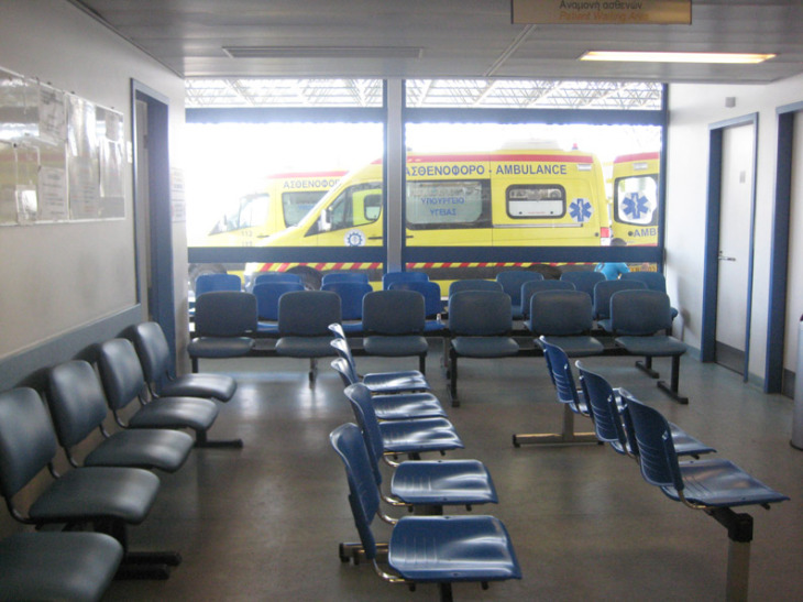 Public Hospitals - less patients / higher revenue after new law